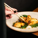 prato-peixe-grelhado-hashis